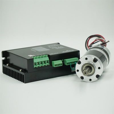 Motor alinhado sem escova de 56JBX DC24v 20-100W com a caixa de engrenagens planetária para o equipamento do controle da precisão