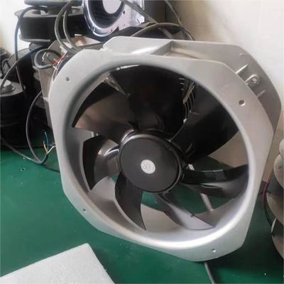 Ventilador axial elétrico com nível sonoro de 50-70 dB A e baixos requisitos de manutenção